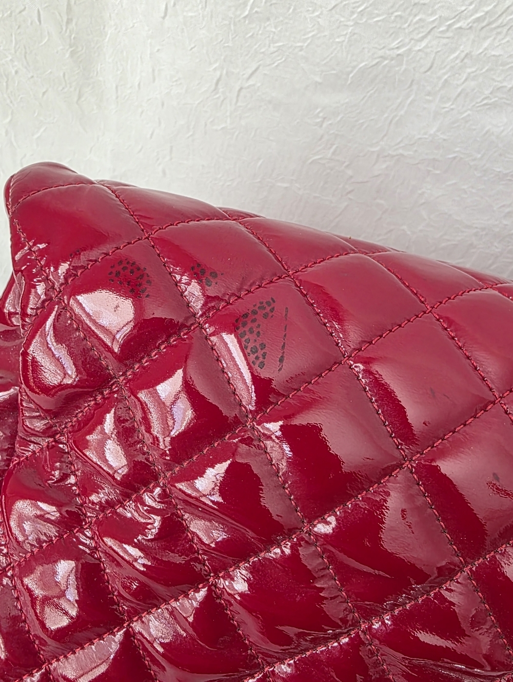 Auth Chanel Mademoiselle XXL Bowling Quilted Patent Leather Bag - Picture 13 of 15